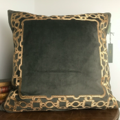 PILLOWCASE BROWN VELVET GOLD FRAME - ZARI